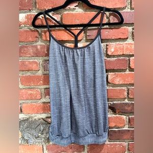 Prana Women’s Gray Pattern Tank‎ top Size Medium